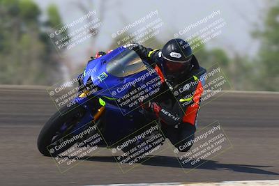 media/Sep-20-2025-TrackDaz (Sat) [[27f0cde673]]/B Group/1120am (Turn 2)/